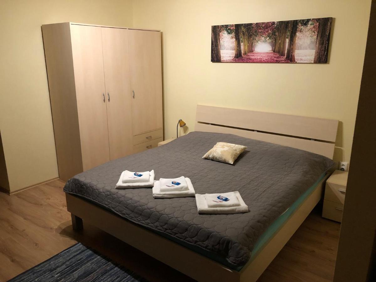 Beska Apartment เบเชนยอวา ภายนอก รูปภาพ